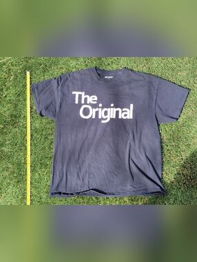 Gildan Men’s 'The Original' Graphic T-Shirt - Black